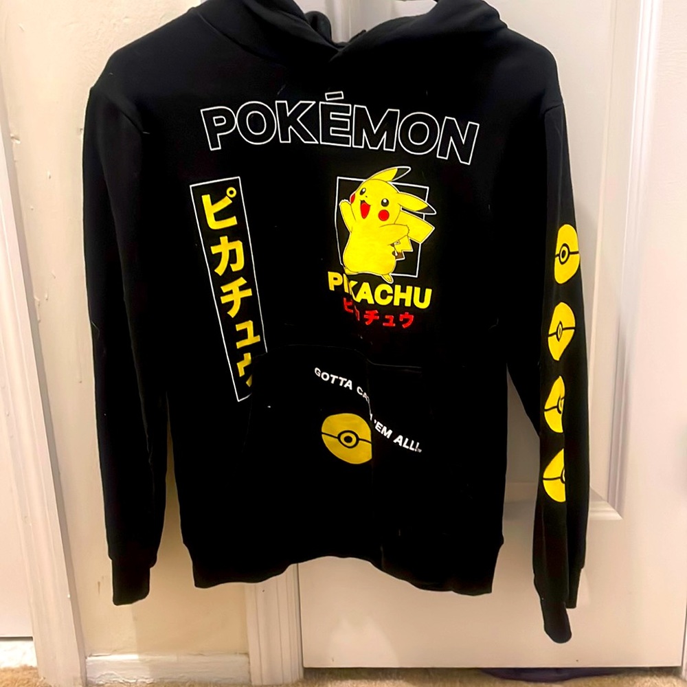 Nice Pokémon sweatshirt